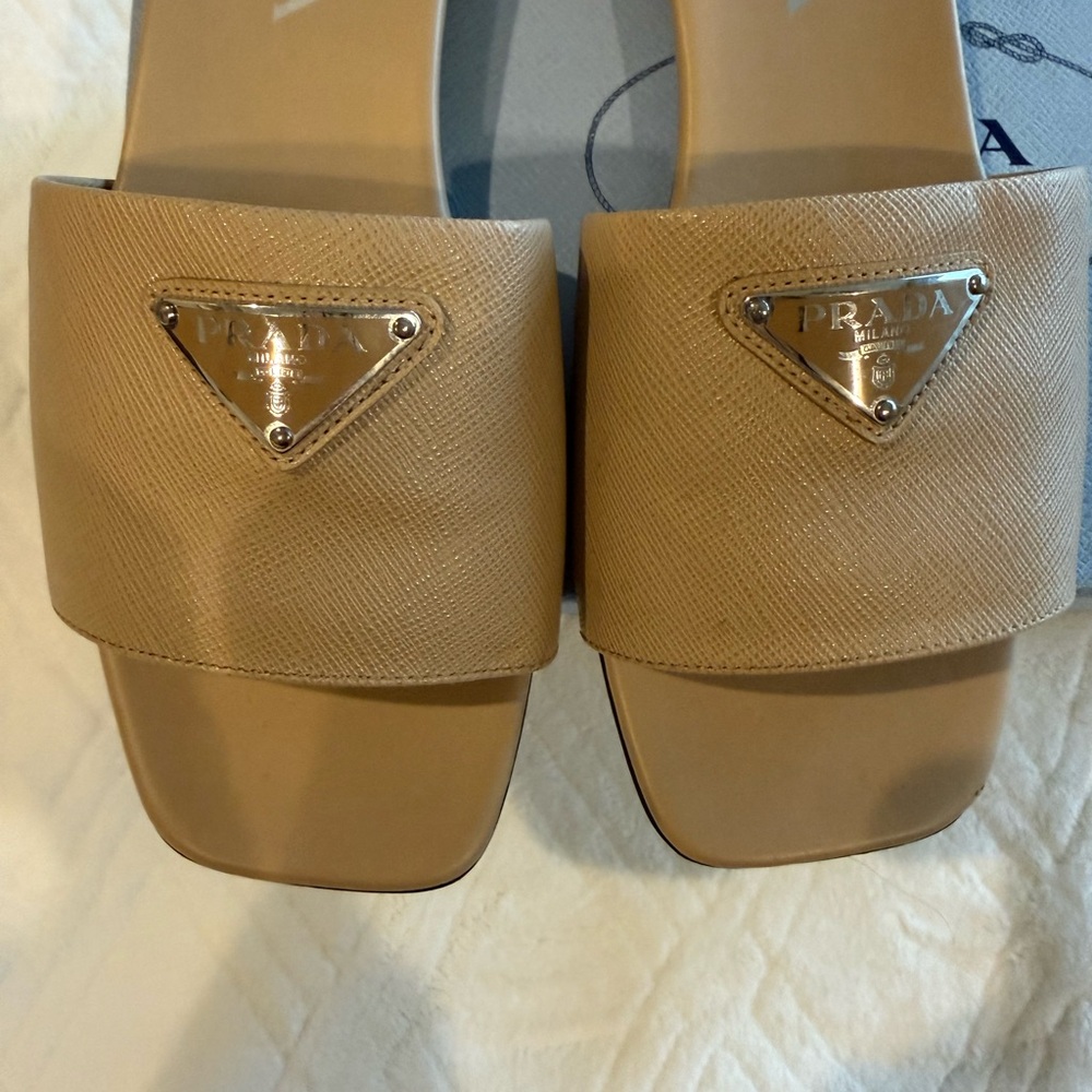 Prada slides size 7.5 - Picture 6 of 9